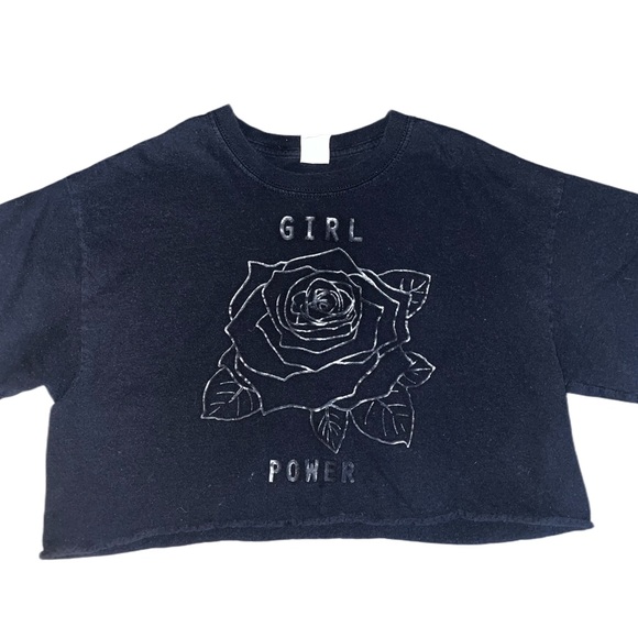 Girl Power Crop Top - Picture 2 of 3